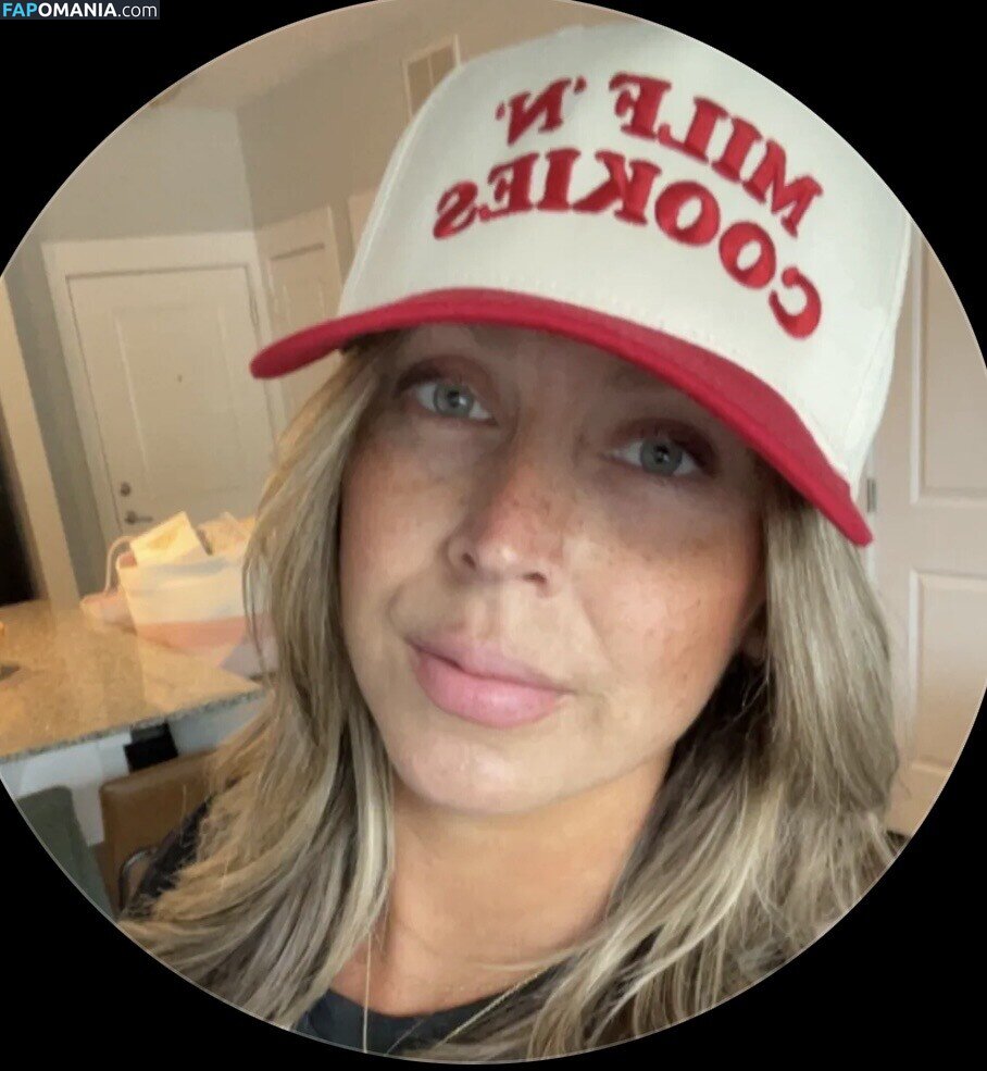 Emilyprimaryparent / emily_finny Nahý OnlyFans  Uniklá fotka #3