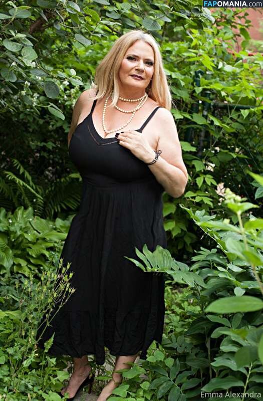 Emma Alexandra / emmaalexandrapage / uniquilyyours Nahý OnlyFans  Uniklá fotka #3
