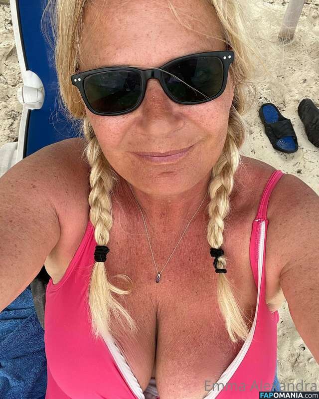 Emma Alexandra / emmaalexandrapage / uniquilyyours Nahý OnlyFans  Uniklá fotka #14