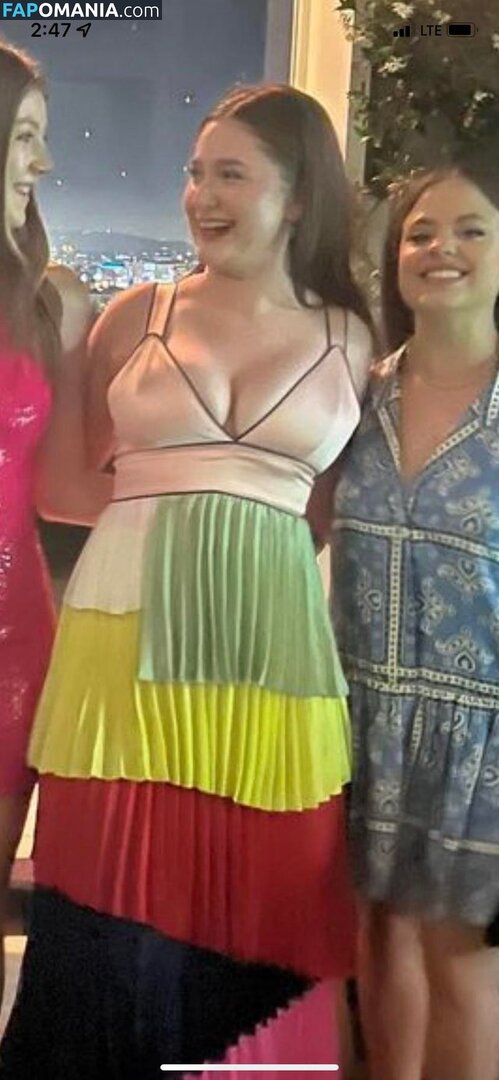 Emma Kenney / EmmaRoseKenney / emmakenney Nahý OnlyFans  Uniklá fotka #357