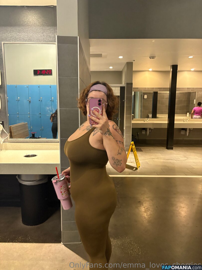 emma_loves_cherries / emmalovescherries Nahý OnlyFans  Uniklá fotka #1