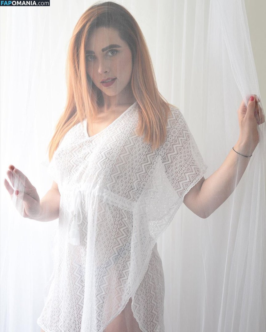 Emma Victoria Louise / emmaloulou / emmavictoriaaax / user Nahý OnlyFans  Uniklá fotka #1