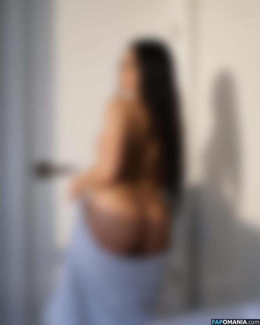emmaameera Nahý OnlyFans  Uniklá fotka #12