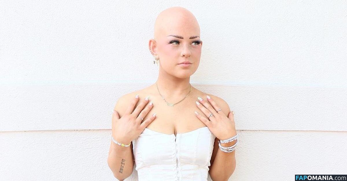 Emmy Combs Nahý OnlyFans  Uniklá fotka #9