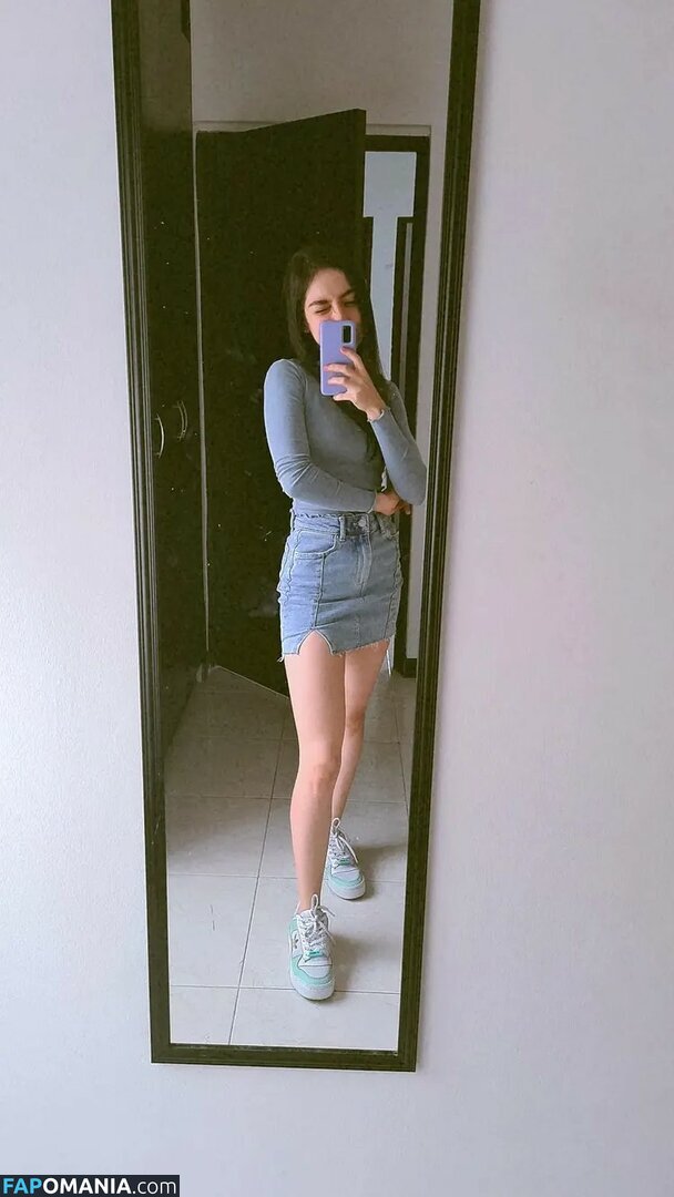 envioletada Nahý OnlyFans  Uniklá fotka #3