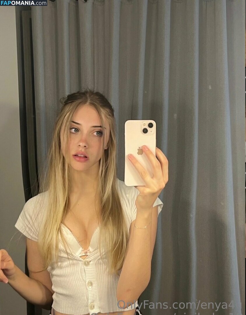 enya4u Nahý OnlyFans  Uniklá fotka #15
