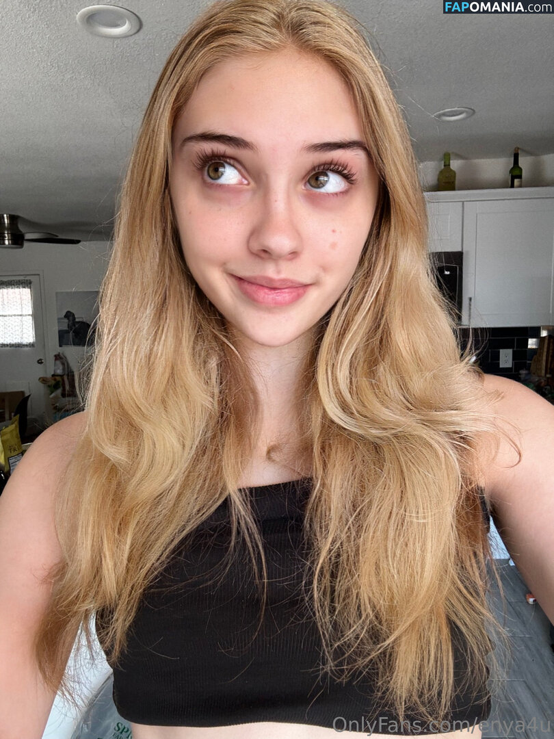 enya4u Nahý OnlyFans  Uniklá fotka #16