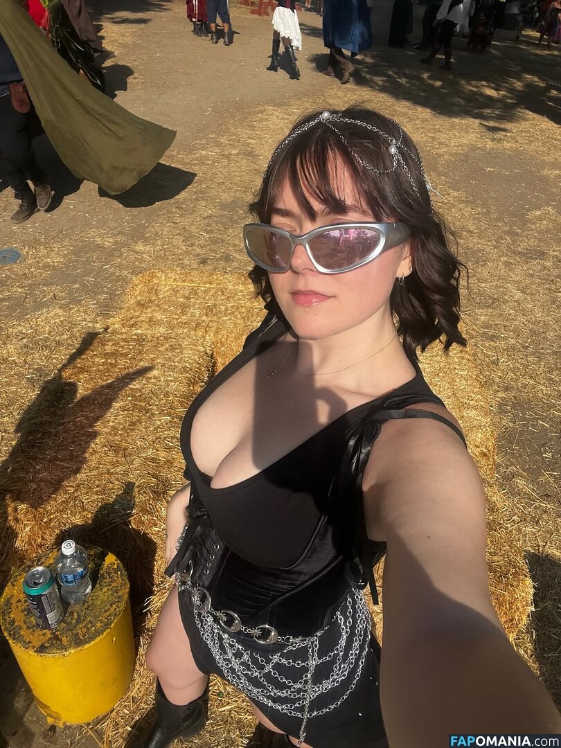 Erin Dougal / Smosh / erindougal Nahý OnlyFans  Uniklá fotka #8