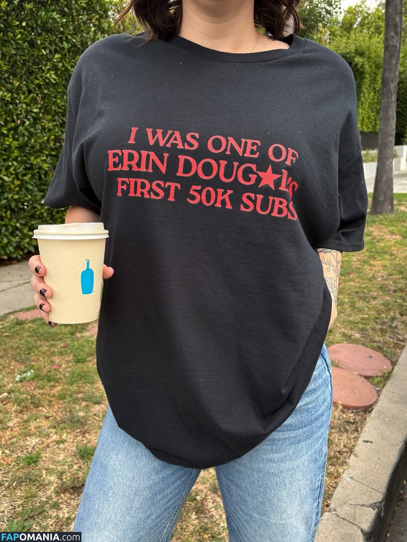 Erin Dougal / Smosh / erindougal Nahý OnlyFans  Uniklá fotka #22