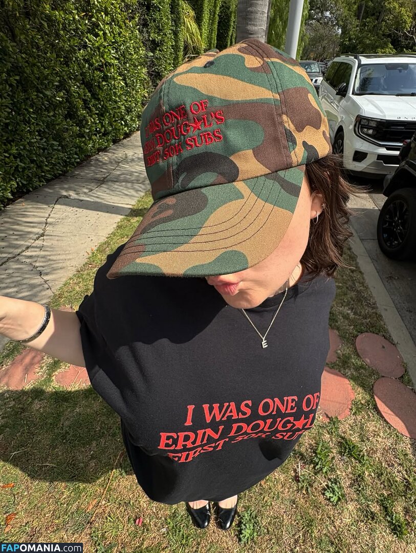Erin Dougal / Smosh / erindougal Nahý OnlyFans  Uniklá fotka #23