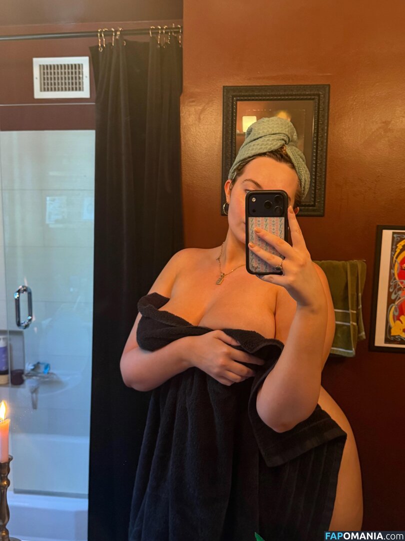 Erinmhk / erinmarleyklay / noterinmhk Nahý OnlyFans  Uniklá fotka #105