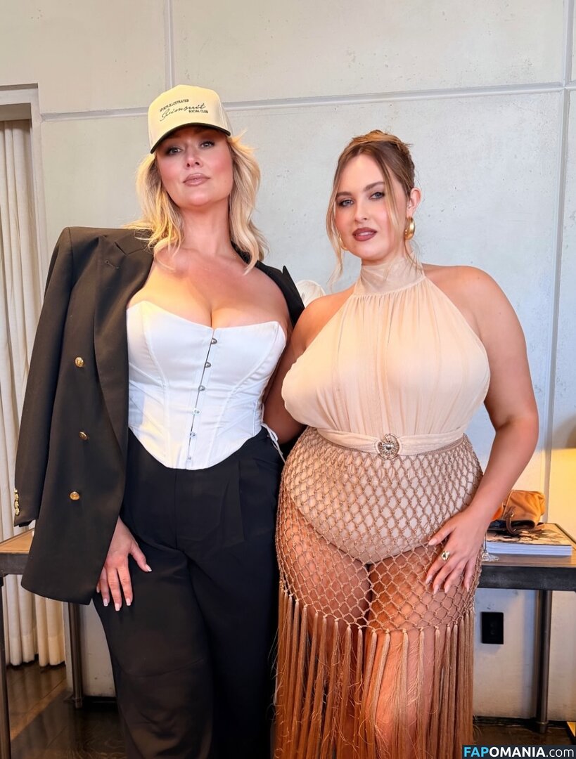 Erinmhk / erinmarleyklay / noterinmhk Nahý OnlyFans  Uniklá fotka #130