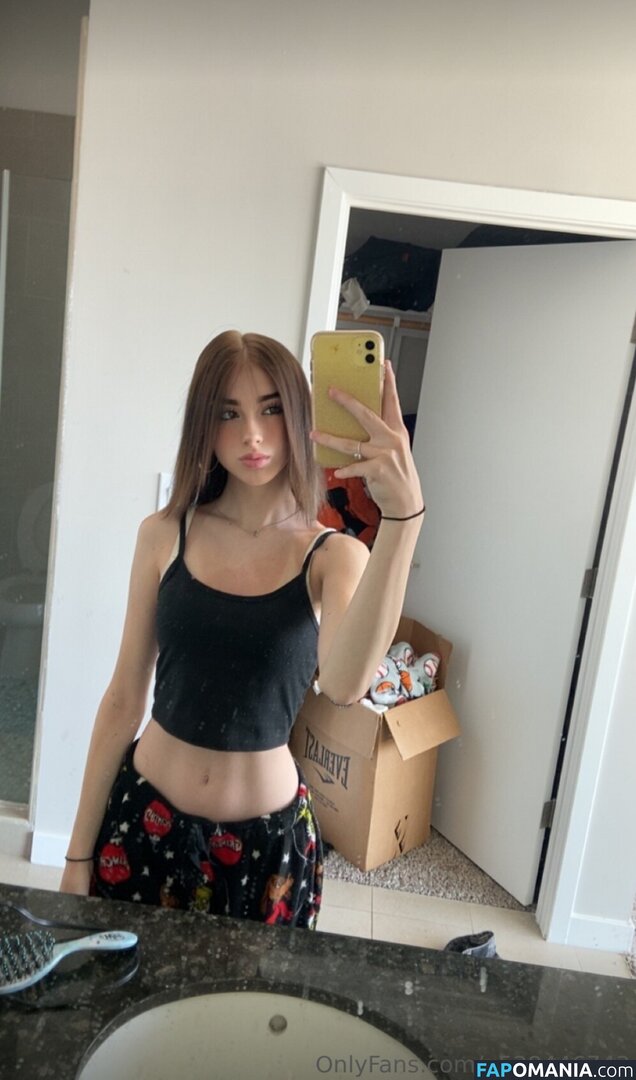 Estelle Harper / estelleharper Nahý OnlyFans  Uniklá fotka #1