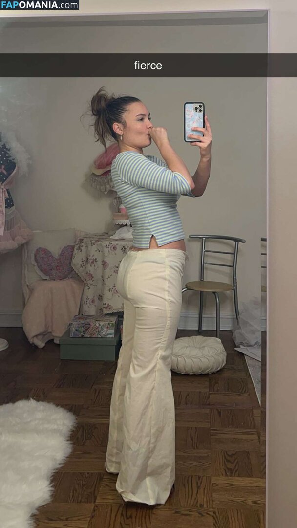 Ester Dobrik / esterrdobrik Nahý OnlyFans  Uniklá fotka #21