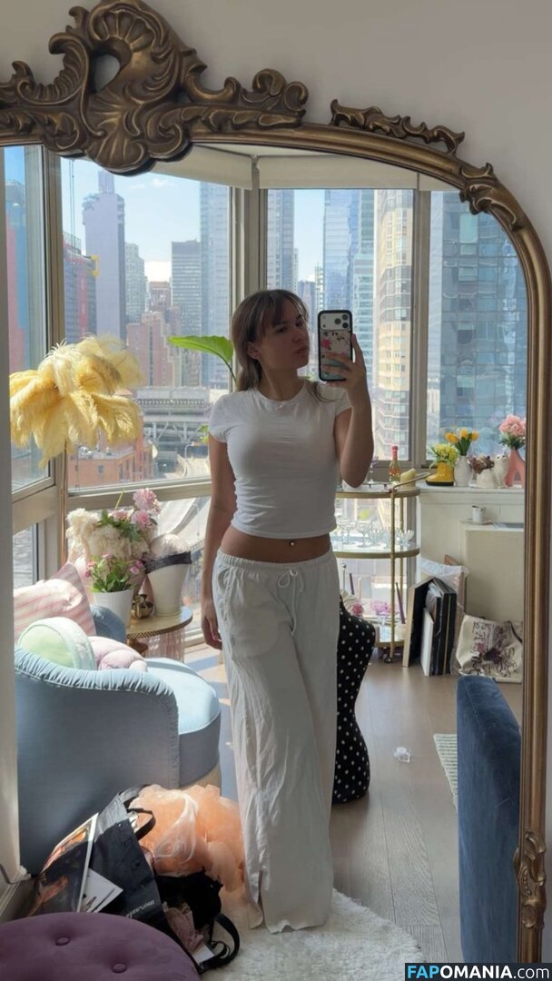 Ester Dobrik / esterrdobrik Nahý OnlyFans  Uniklá fotka #34