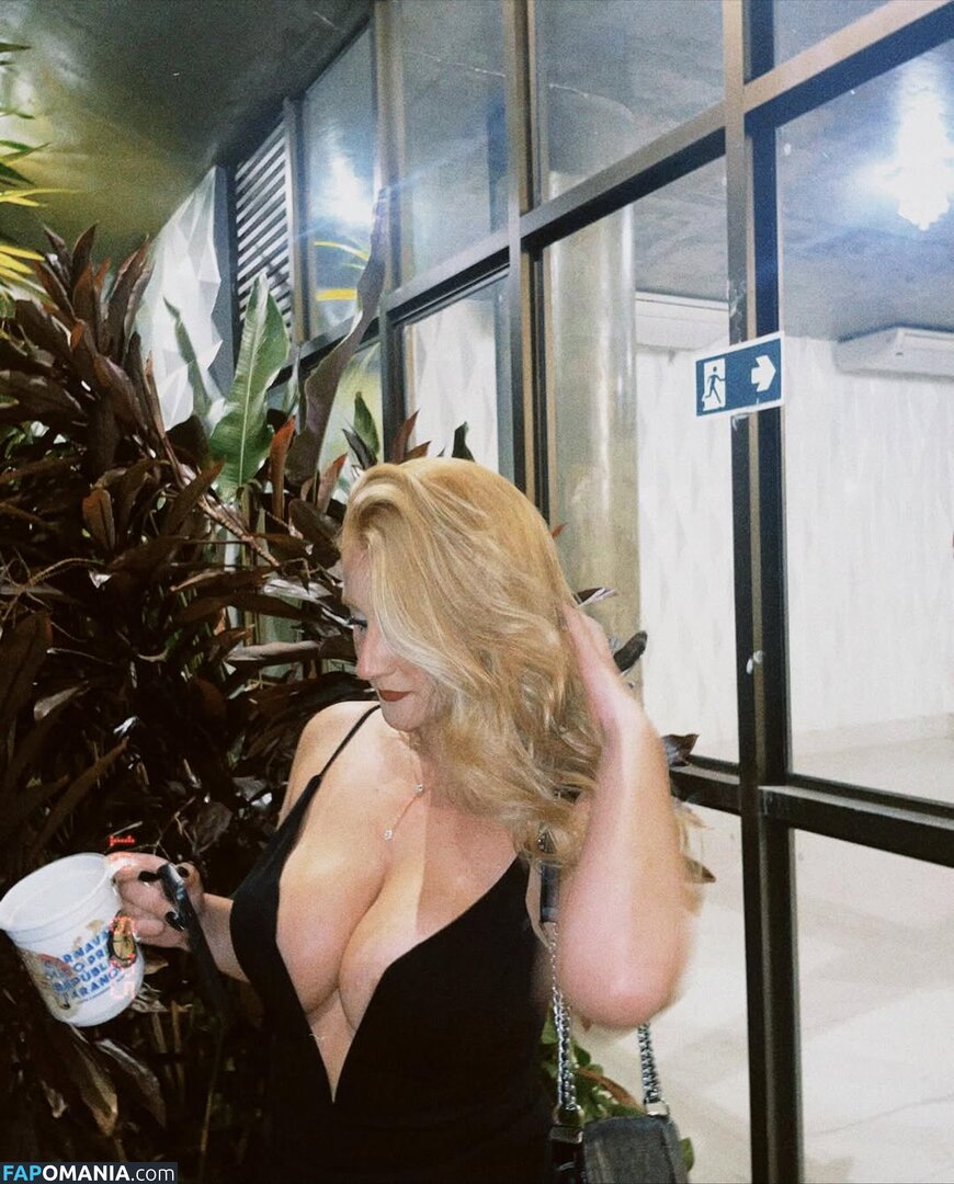 Ester Viana / esterviana_s / estervsouza Nahý OnlyFans  Uniklá fotka #2