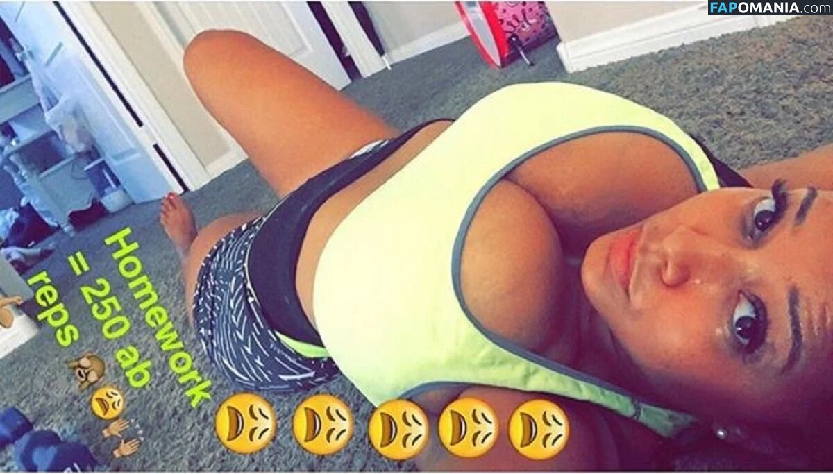 Esther Baxter / estherbaxter / https: Nahý OnlyFans  Uniklá fotka #17