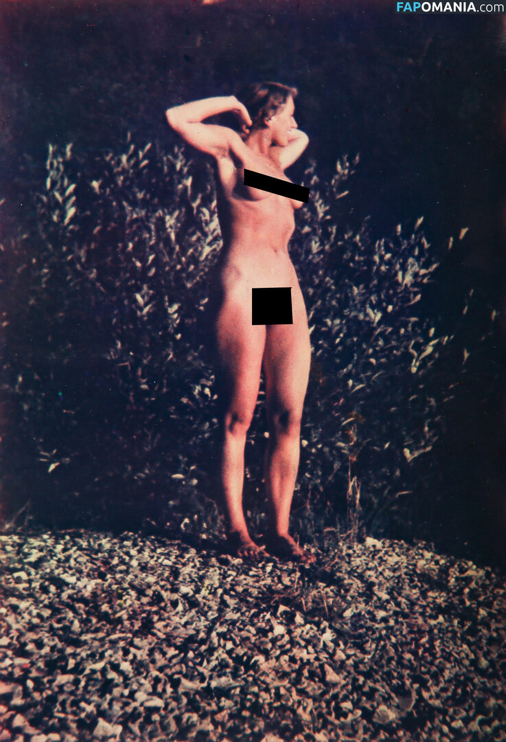 Eva Braun Nahý OnlyFans  Uniklá fotka #2