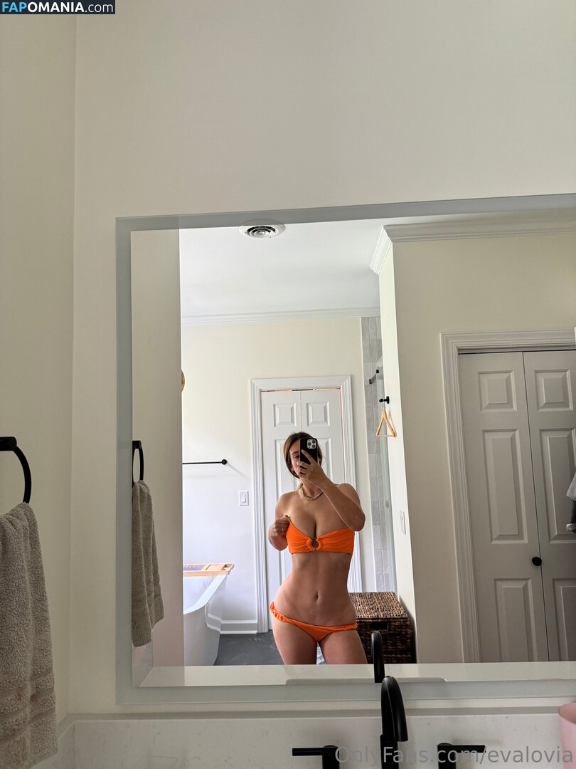 Eva Lovia / Fallinlovia / evalovia / https: Nahý OnlyFans  Uniklá fotka #1731