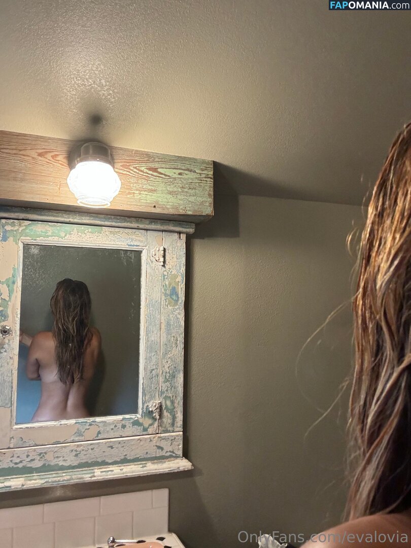 Eva Lovia / Fallinlovia / evalovia / https: Nahý OnlyFans  Uniklá fotka #1746