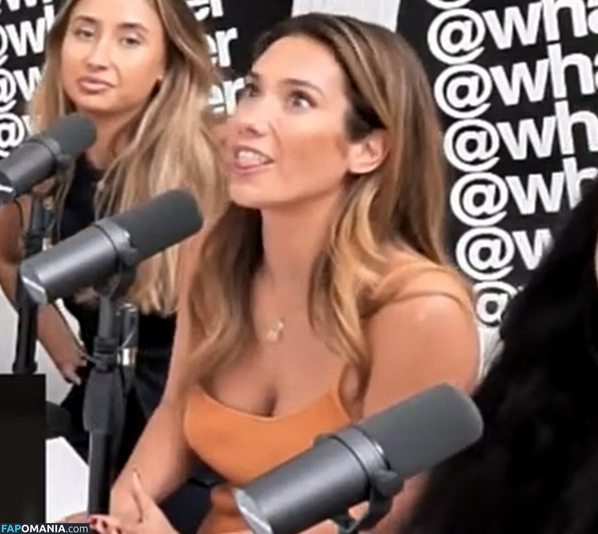 Eva Lovia / Fallinlovia / evalovia Nahý OnlyFans  Uniklá fotka #1850