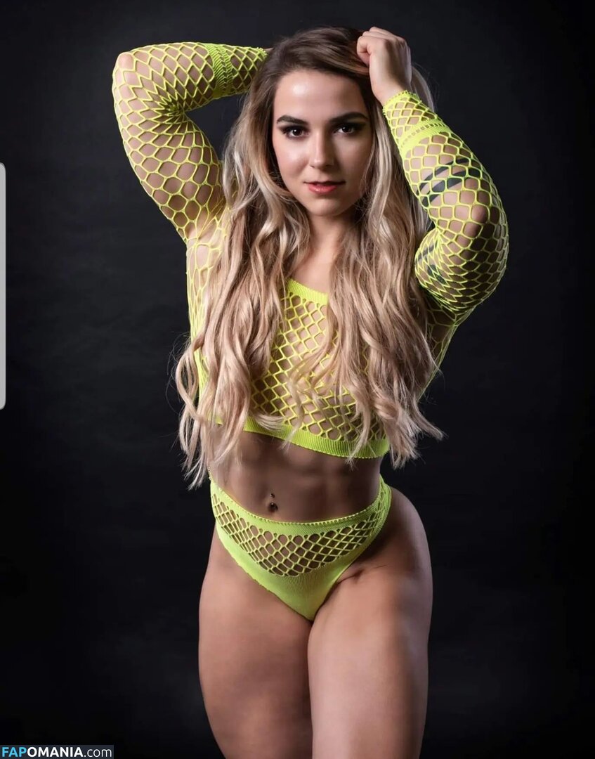 Eva Maes / crossfit_nurse / maeseva_ Nahý OnlyFans  Uniklá fotka #3