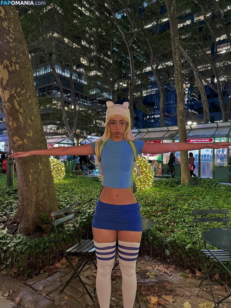 eliana / ewmxt / lalayravo / woahnatty Nahý OnlyFans  Uniklá fotka #73