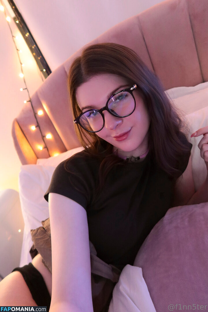 F1NN5TER / rosetwitch Nahý OnlyFans  Uniklá fotka #4