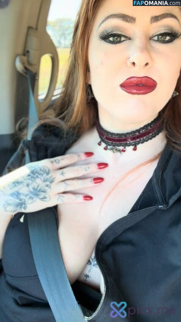 Fae Housewife / Faehousewife Nahý OnlyFans  Uniklá fotka #1