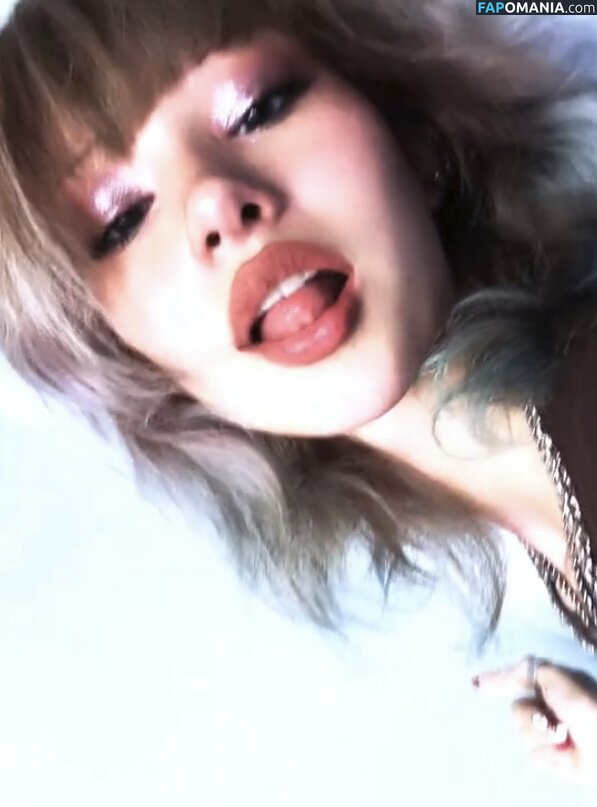 fairlyodd_goddess Nahý OnlyFans  Uniklá fotka #4