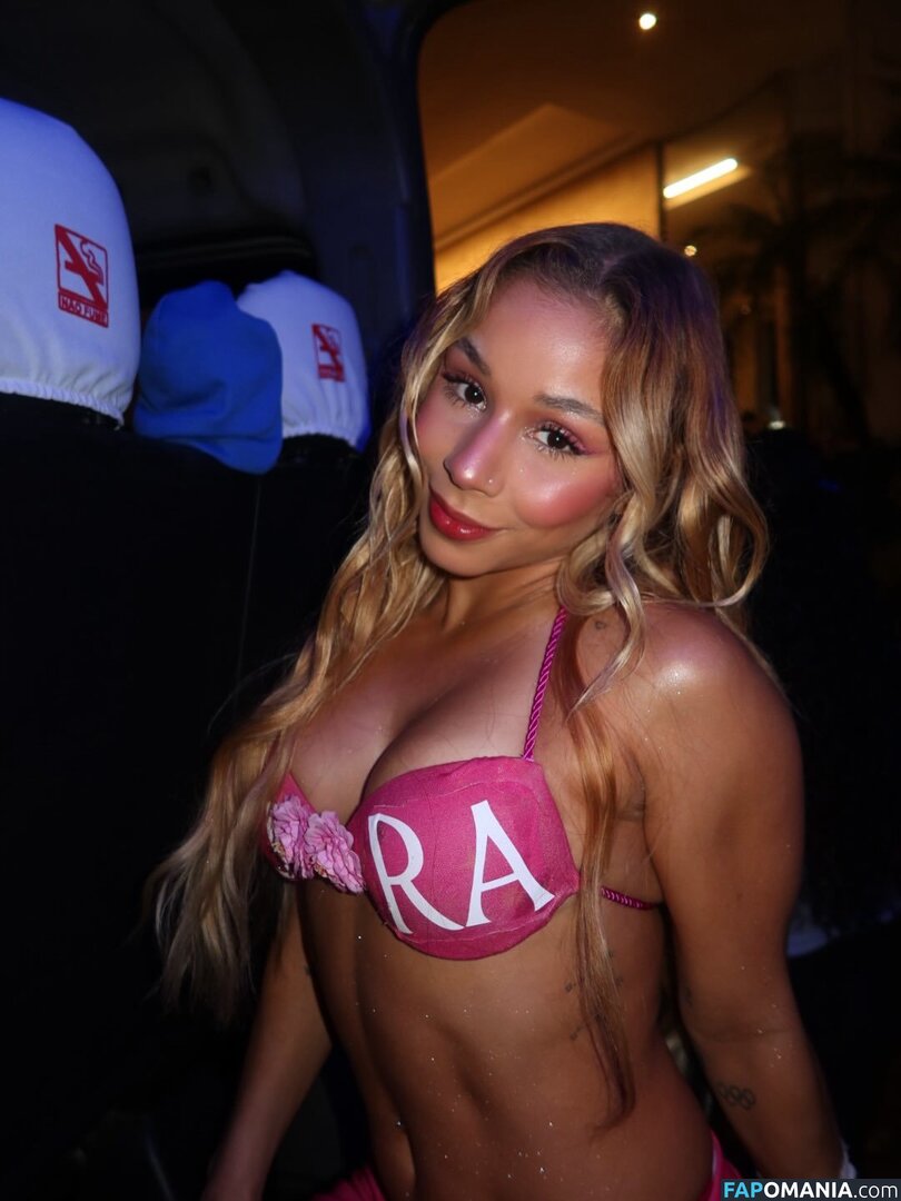 Flávia Saraiva / flavialopessaraiva Nahý OnlyFans  Uniklá fotka #14