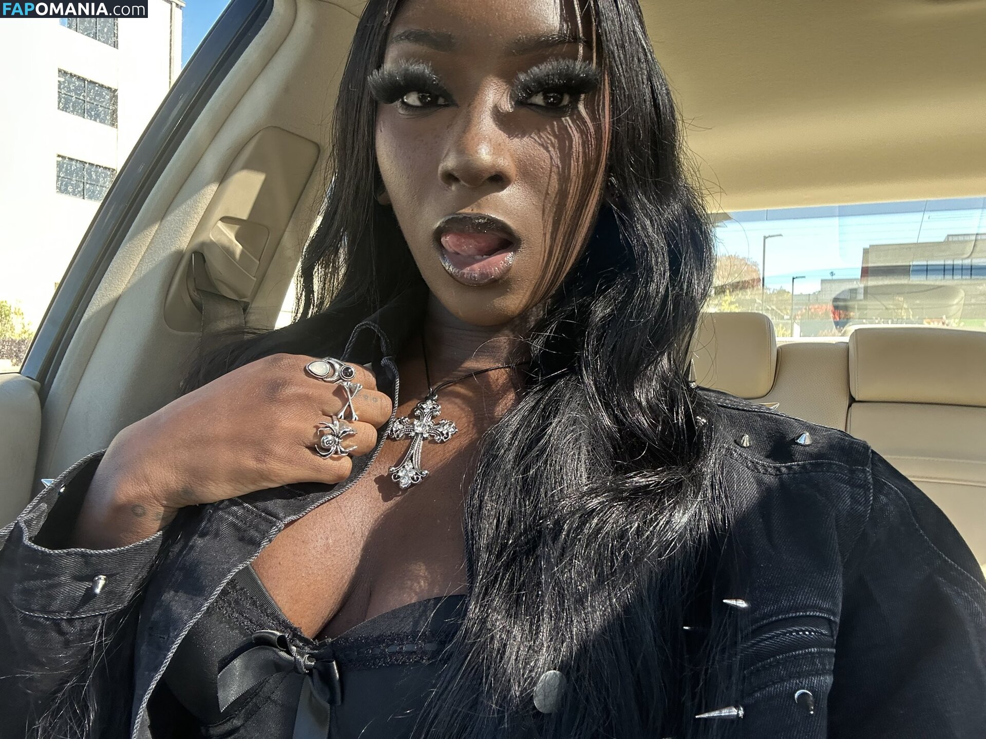 Foxxvenom / foxxdoku / https: Nahý OnlyFans  Uniklá fotka #6