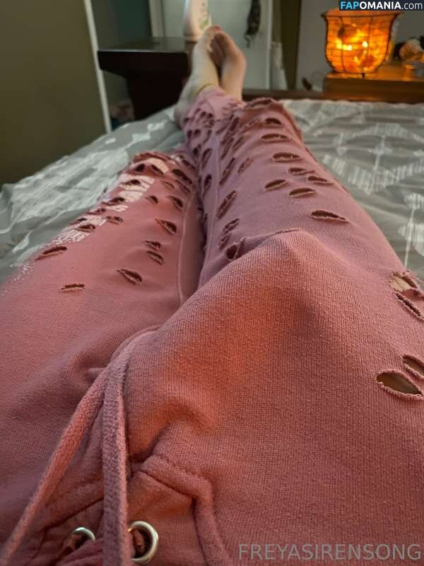 freyasirensong Nahý OnlyFans  Uniklá fotka #4