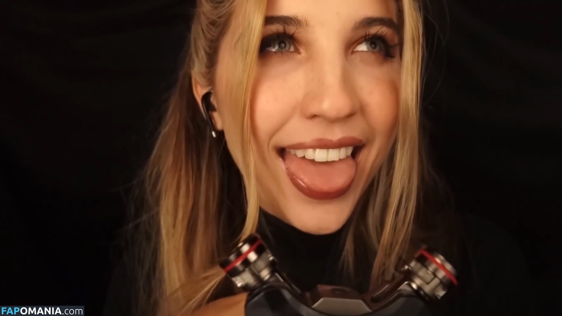 FrivolousFox ASMR / FrivviFox / frivvay Nahý OnlyFans  Uniklá fotka #4