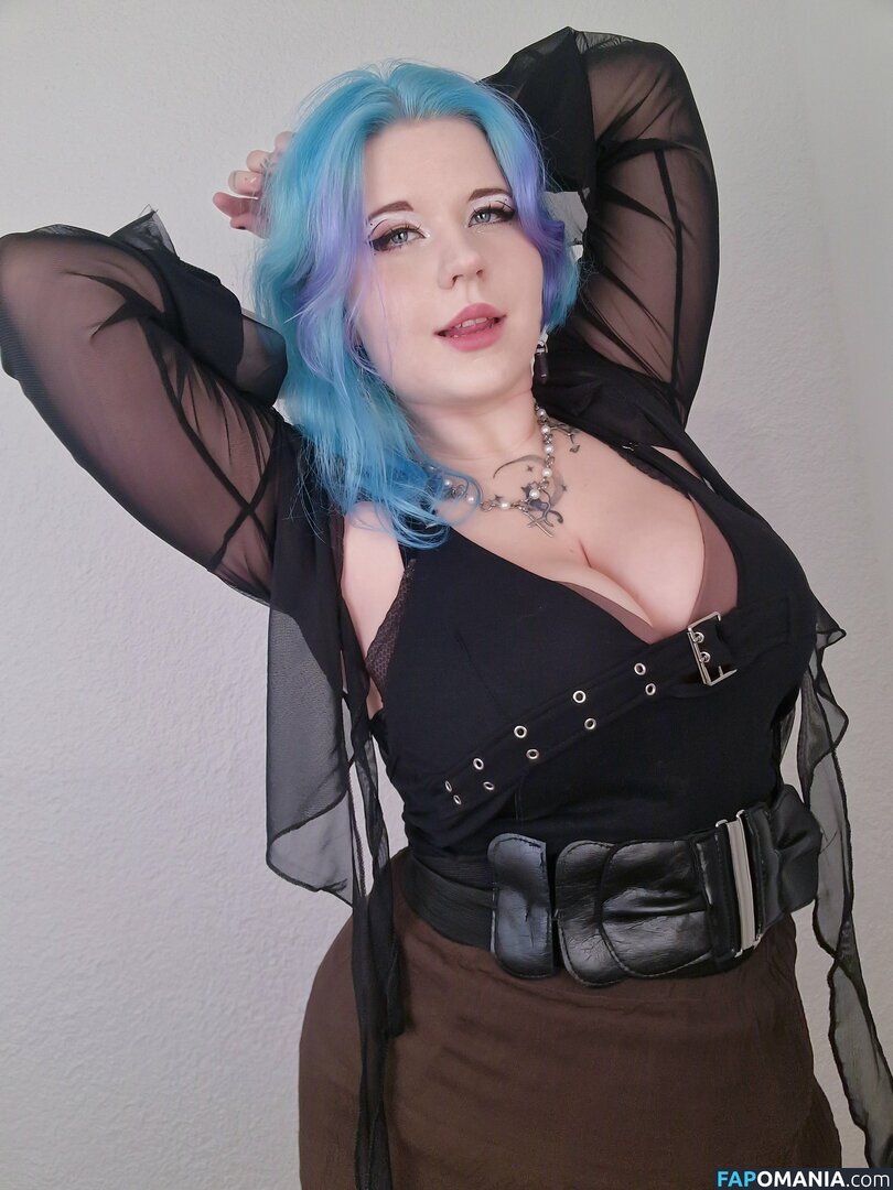 FylyArtworksAndCosplays / Fyly_cosplays Nahý OnlyFans  Uniklá fotka #57