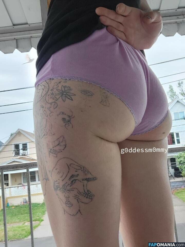 g0ddessm0mmy / imperfect_creativity_ / mommy__mandy Nahý OnlyFans  Uniklá fotka #10