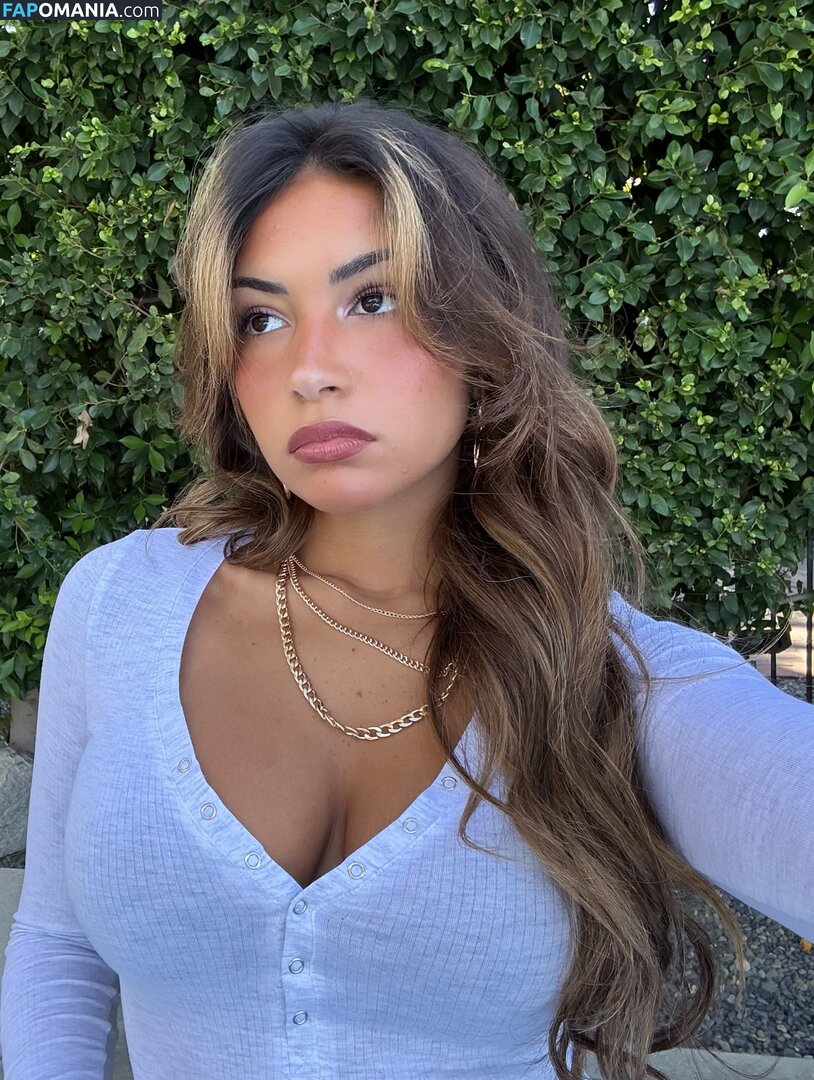 Gabriela Moura / gabimfmoura Nahý OnlyFans  Uniklá fotka #1