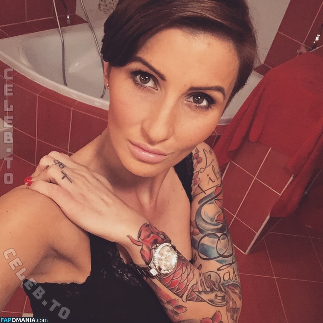 Gabrielle Gucci / gabrielle.gucci.58 / gabriellegucci / https: / mdragounova Nahý OnlyFans  Uniklá fotka #9