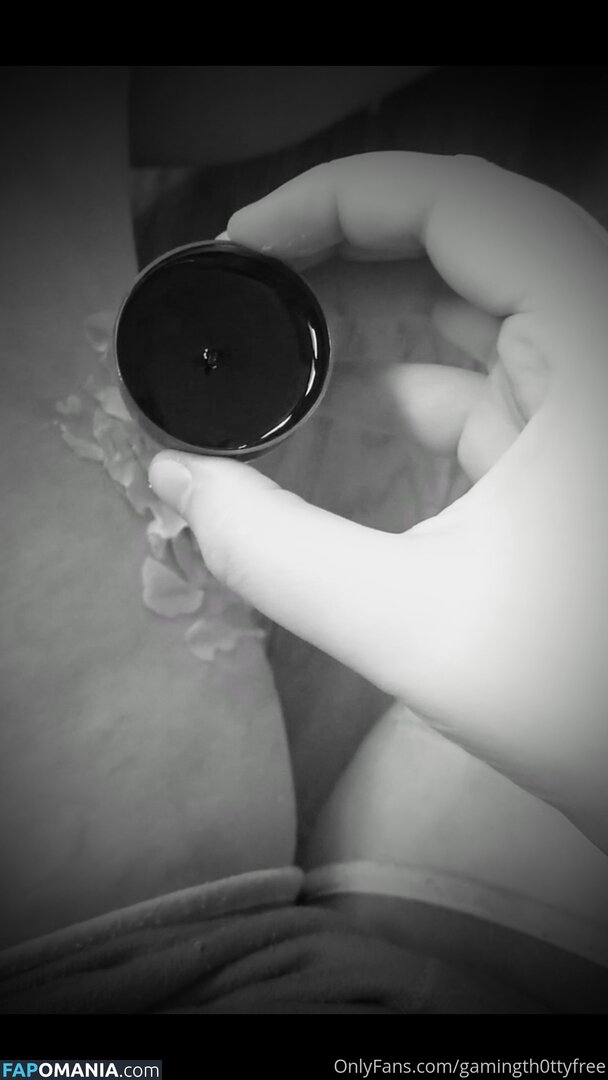gamingth0ttyfree / thtprvttygrl Nahý OnlyFans  Uniklá fotka #7
