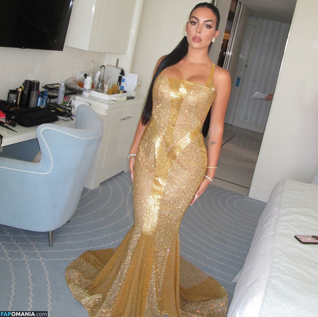 Georgina Rodriguez / georginagio Nahý OnlyFans  Uniklá fotka #20