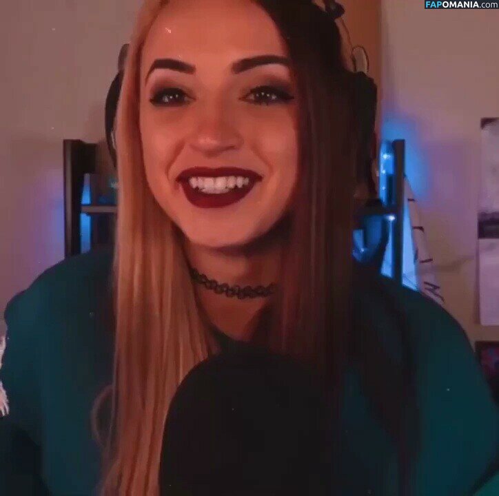 Gibi Asmr / GibiOfficial / gggibi Nahý OnlyFans  Uniklá fotka #316