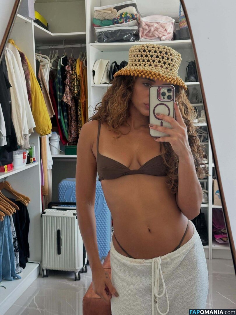 Giovana Cordeiro / cordeirogi Nahý OnlyFans  Uniklá fotka #2