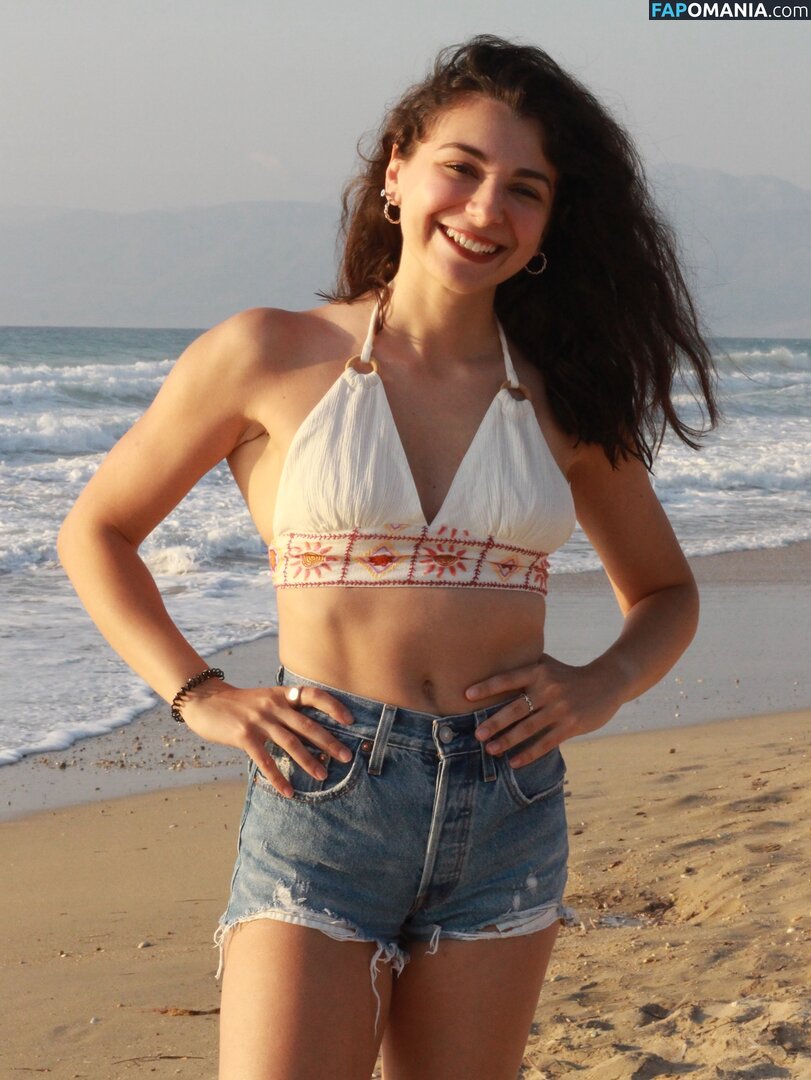 Giulia Crossbow / giuliacrossbow / https: Nahý OnlyFans  Uniklá fotka #1