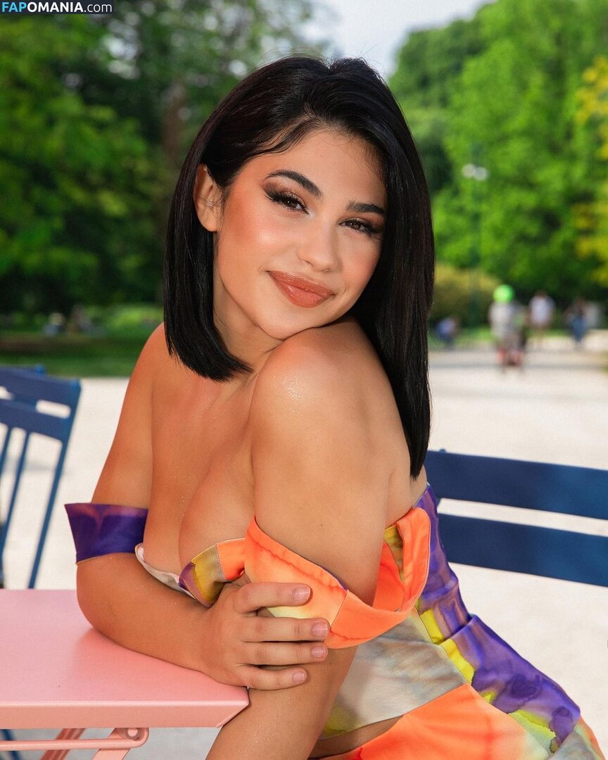 Giulia Sara Nahý OnlyFans  Uniklá fotka #5