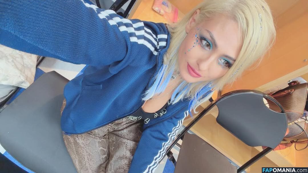 0221giulia / Giulia / giulia0221g / giuliaottorini / scientwehst Nahý OnlyFans  Uniklá fotka #501