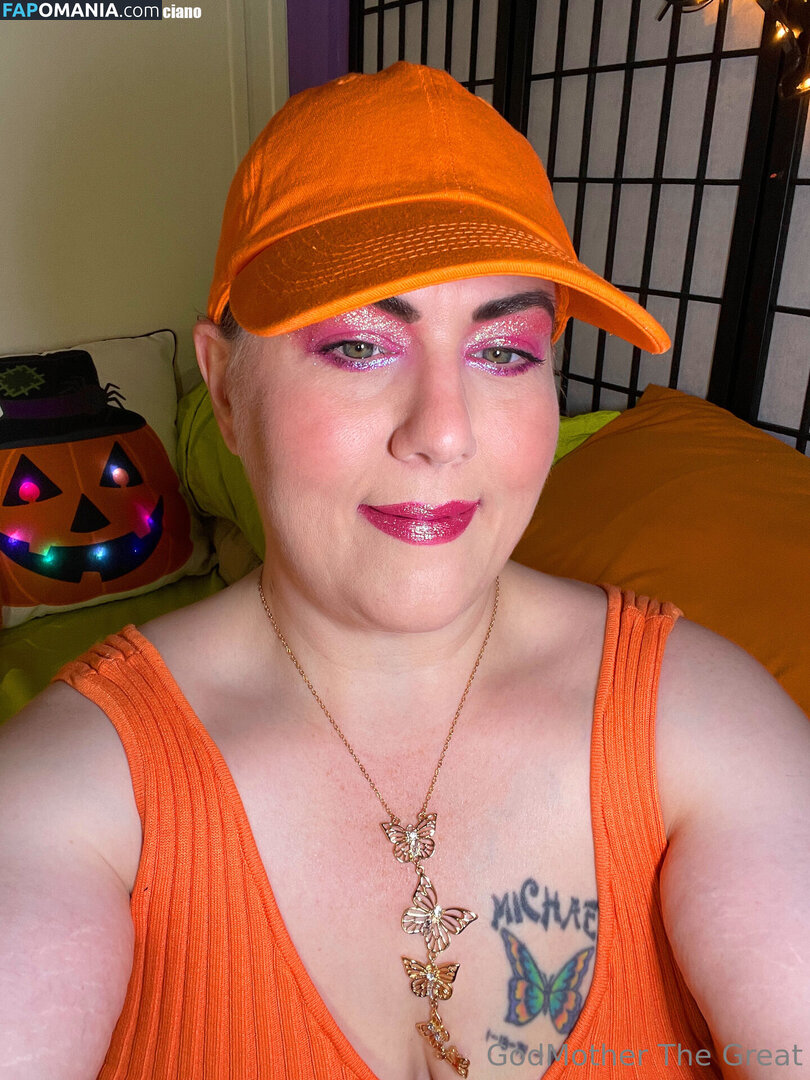 forever_90s_fan / godmotherthegreatfree Nahý OnlyFans  Uniklá fotka #31
