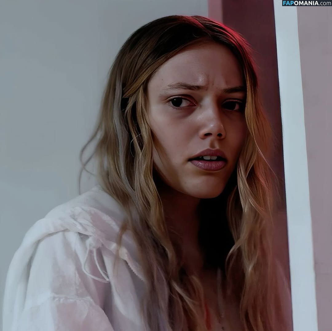 Grace Van Dien / gracevandien Nahý OnlyFans  Uniklá fotka #6