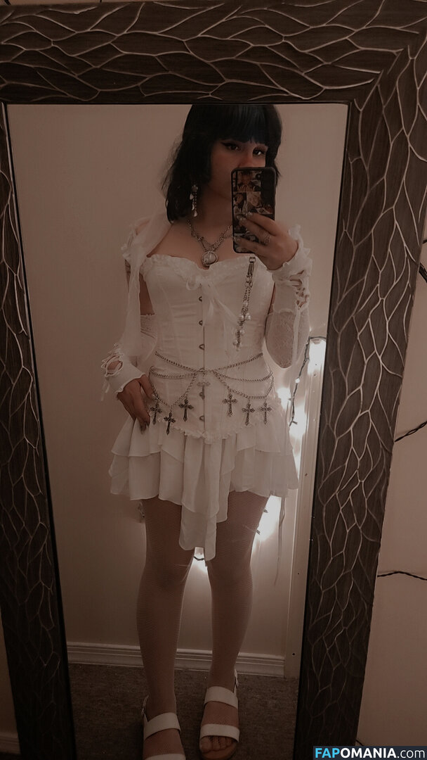 Guttzz / batg0re / cw / https: Nahý OnlyFans  Uniklá fotka #3