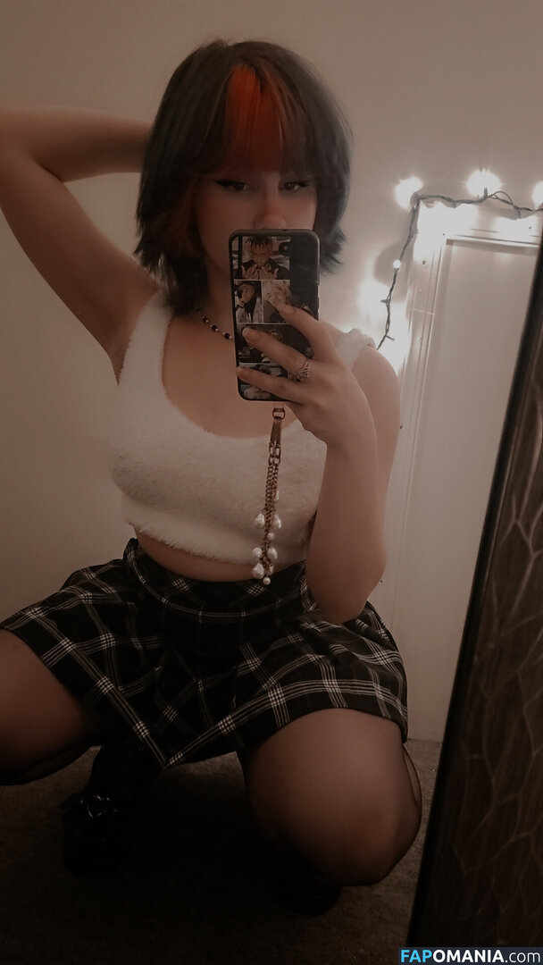 Guttzz / batg0re / cw / https: Nahý OnlyFans  Uniklá fotka #9