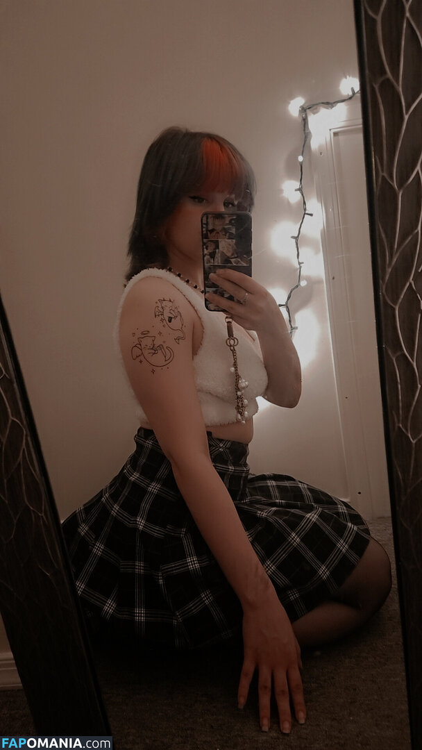 Guttzz / batg0re / cw / https: Nahý OnlyFans  Uniklá fotka #12